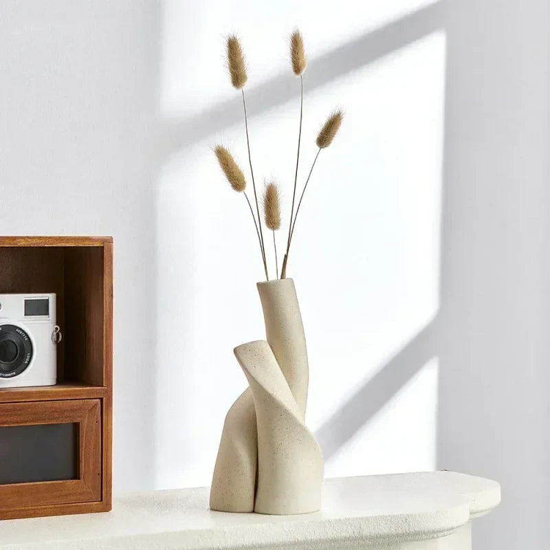 Vaso de Cerâmica Fosca Artesanal para Decoração de Interiores